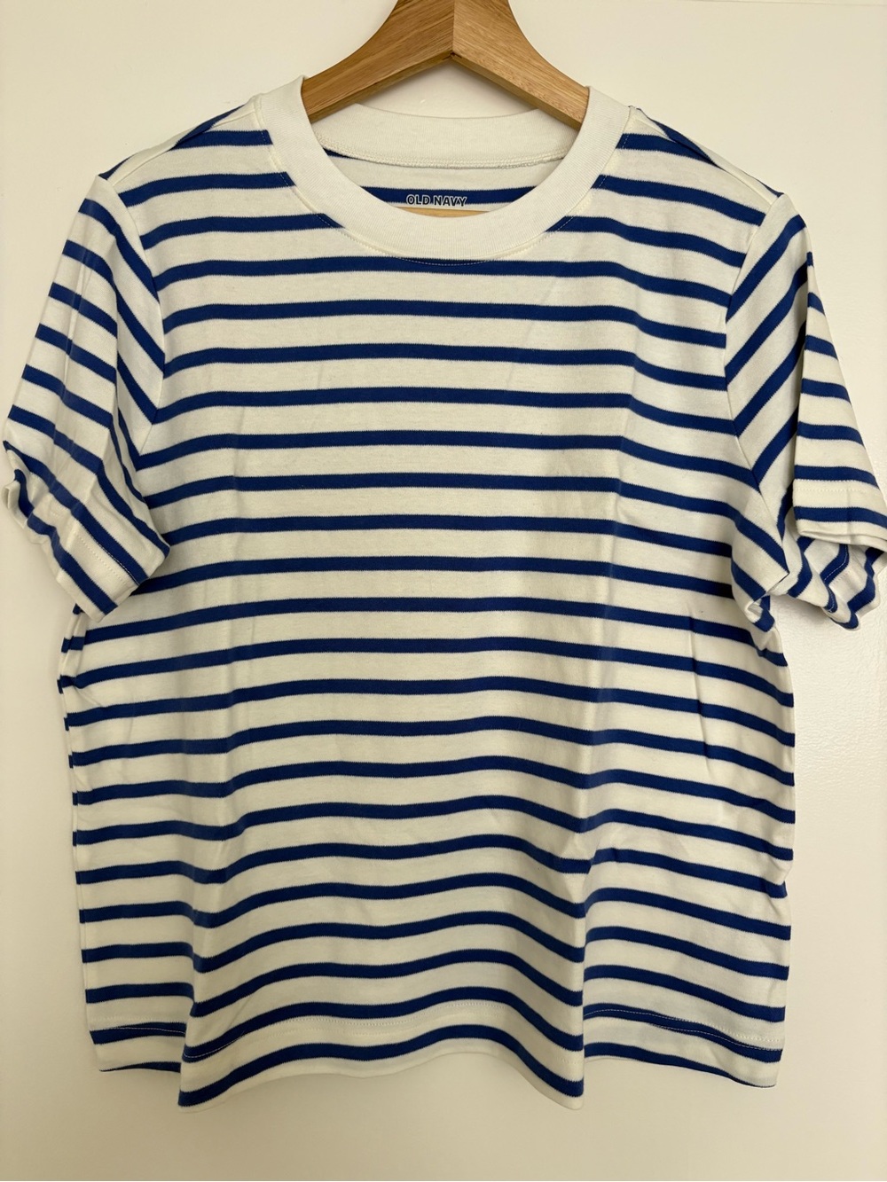 Old Navy White and Blue Striped Short Sleeve Tee